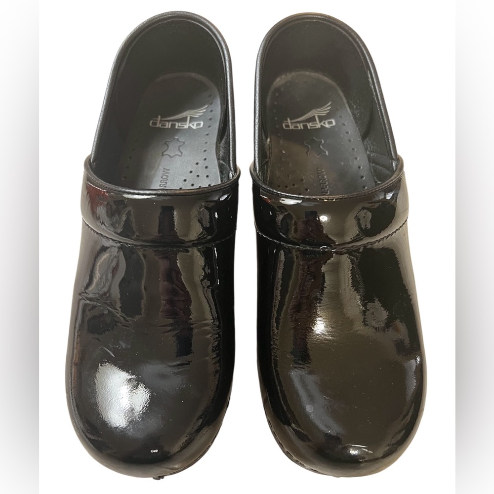 Dansko Black Patent Women's Professional Nursing Clogs Size EU 37, 6.5-7 Narrow